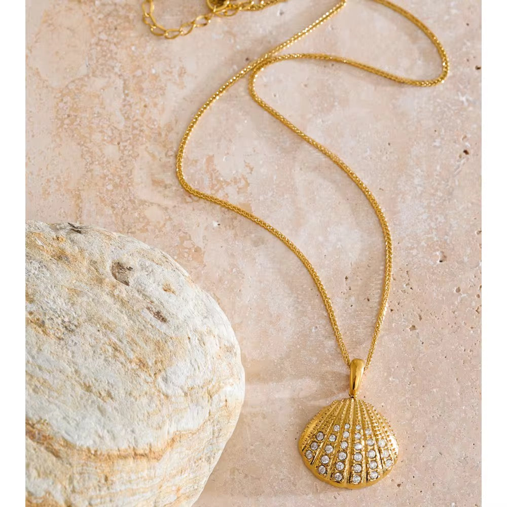 Seaside Sparkle Shell Necklace