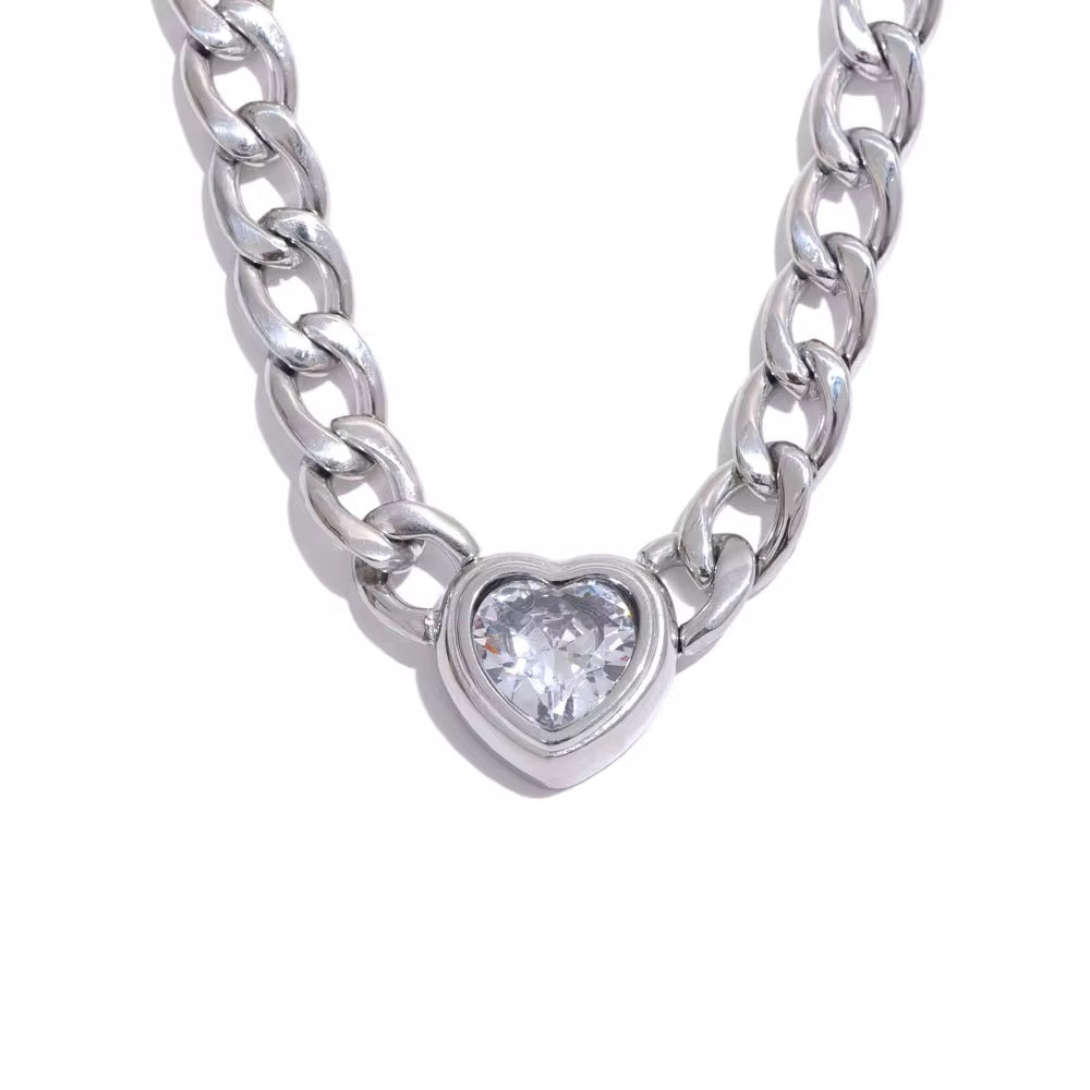 The Lexi Heart Chain Necklace